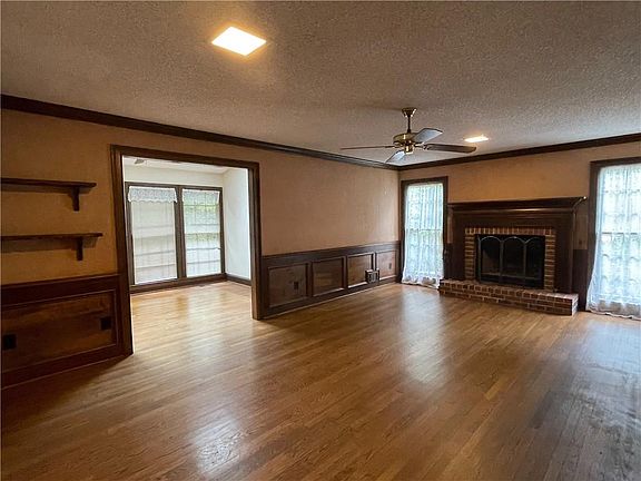 4th image of 3582 W Hampton Dr NW