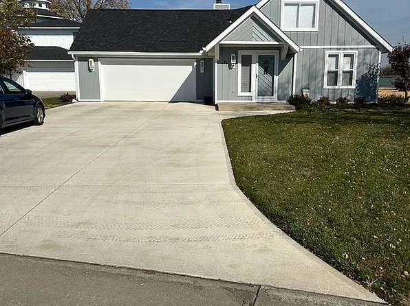 86 Southmoor Shores Dr, Saint Marys, OH 45885