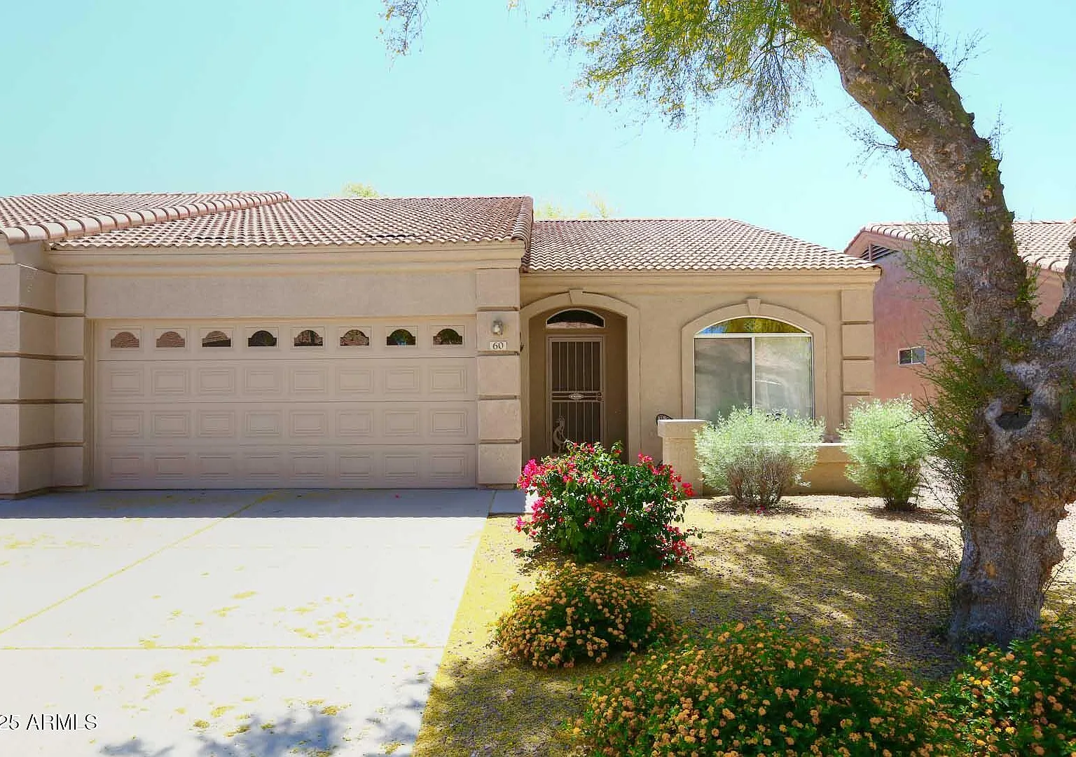 2 bed, 2.0 bath, 1371 sqft, $2,600 — Photo 1
