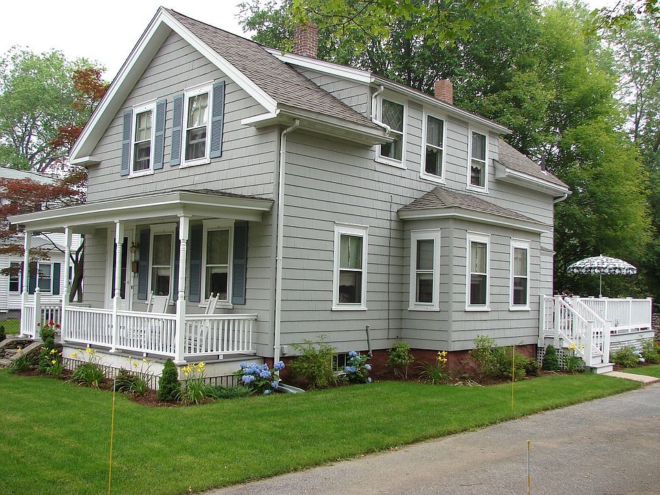35 North Street 02346