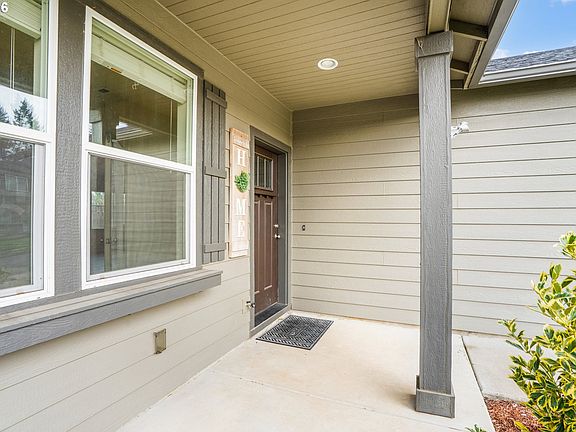 5th image of 4680 Glacier Meadows Loop