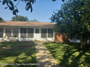 844C Inverness Ct, Lakewood, NJ 08701