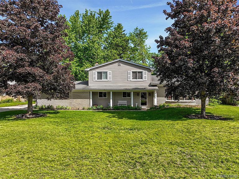 1236 Beemer Ct, Oxford