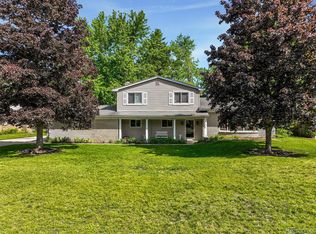 1236 Beemer Ct, Oxford, MI 48371