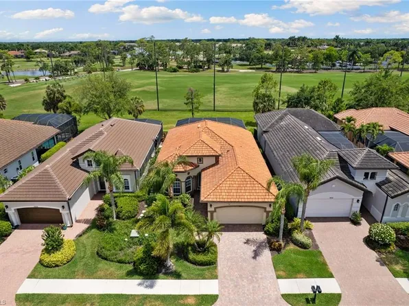 7832 Valencia CT, NAPLES, FL 34113