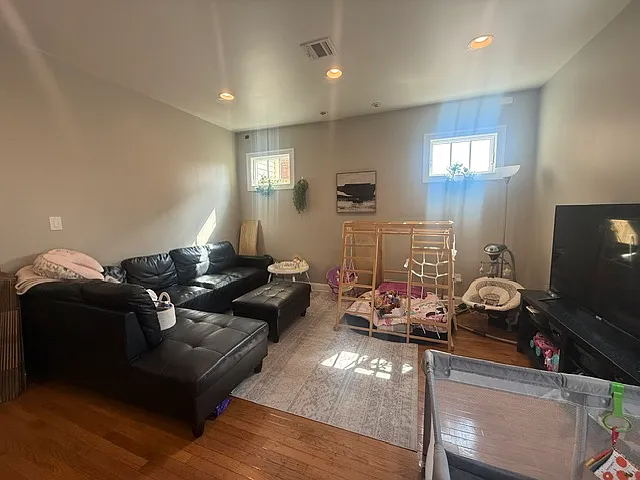 114 Division Ave #2 — Photo 6