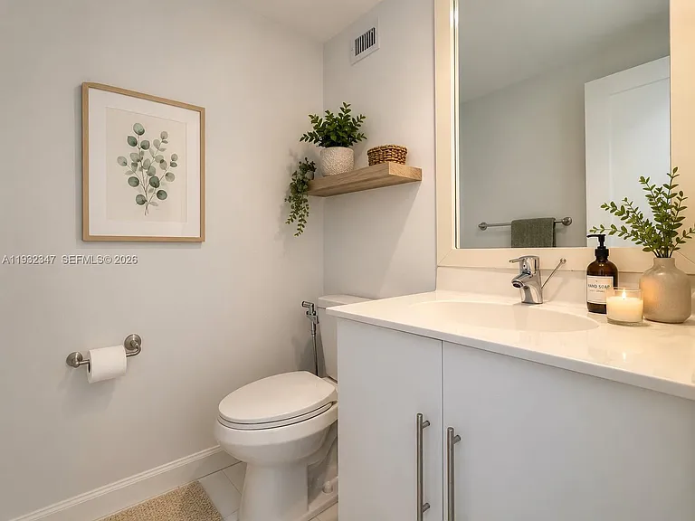 3001 S Ocean Dr #645 — Photo 6