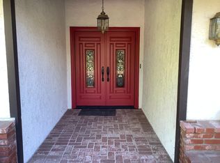 5054 Encino Ave, Encino, CA 91316