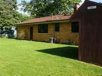 2nd image of 2741 Portland Ln