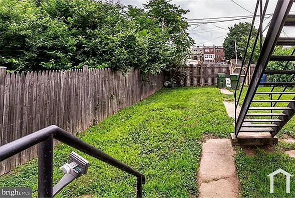 1729 E St NE #4 — Photo 15