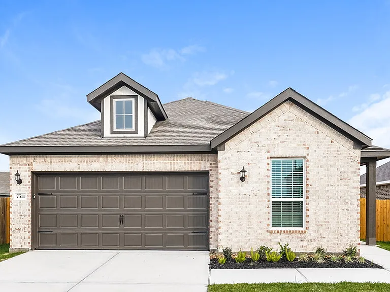 7511 Tipton Meadow Way — Photo 1