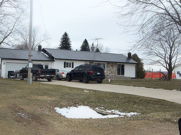 2nd image of 26 Wood Rd