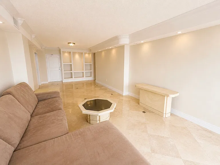 1985 S Ocean Dr #20A — Photo 4