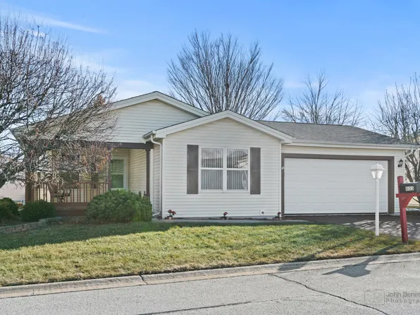 803 Trotter Ct, Grayslake, IL 60030