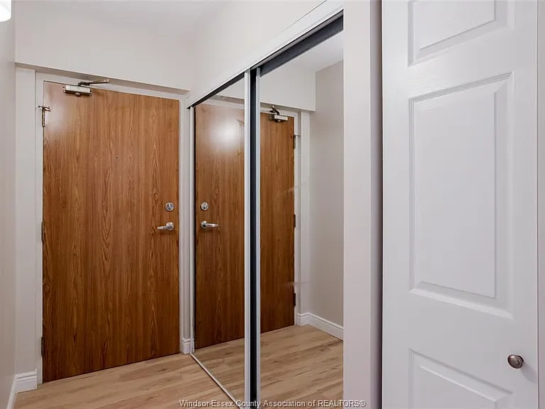 3355 Sandwich St #102 — Photo 3