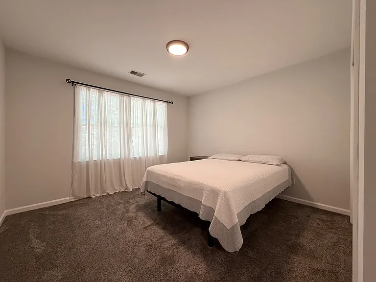 8011 Lions Crest Way — Photo 26