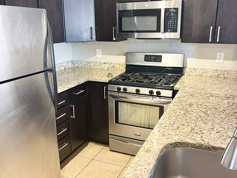 3395 Oneida St #1 — Photo 8