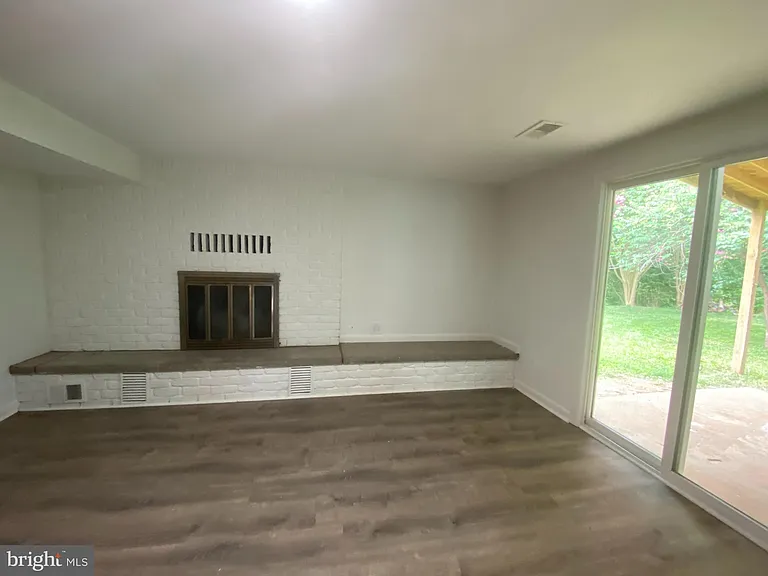 3615 Laguna Ct — Photo 10