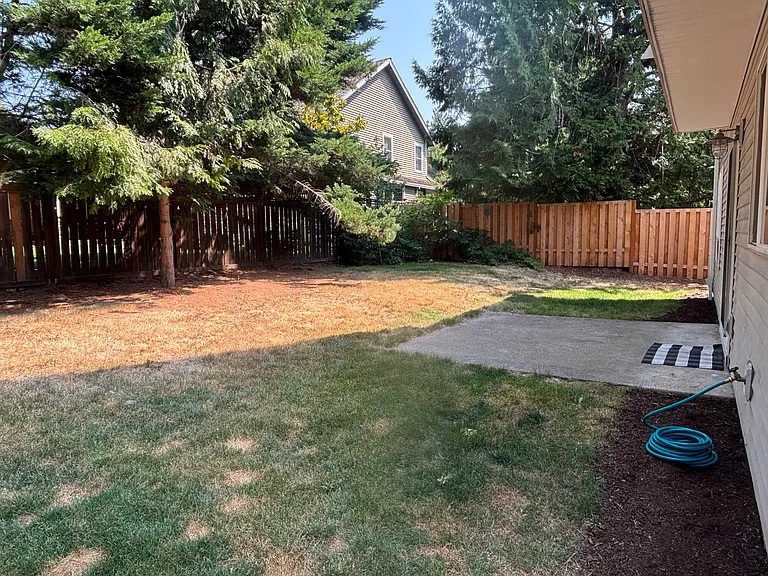 10913 NW Barrett Way — Photo 10