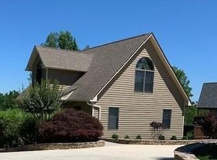 165 Riverside Dr, Birchwood, TN 37308