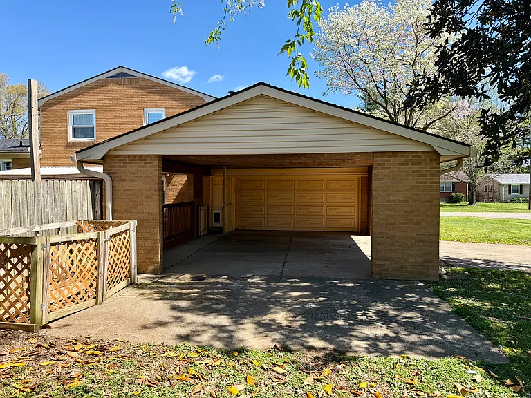 11004 Lehr Rd — Photo 4