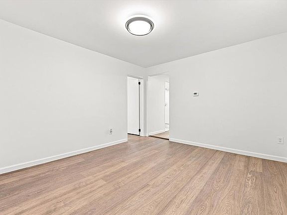 4th image of 12 Prospect Ave #2