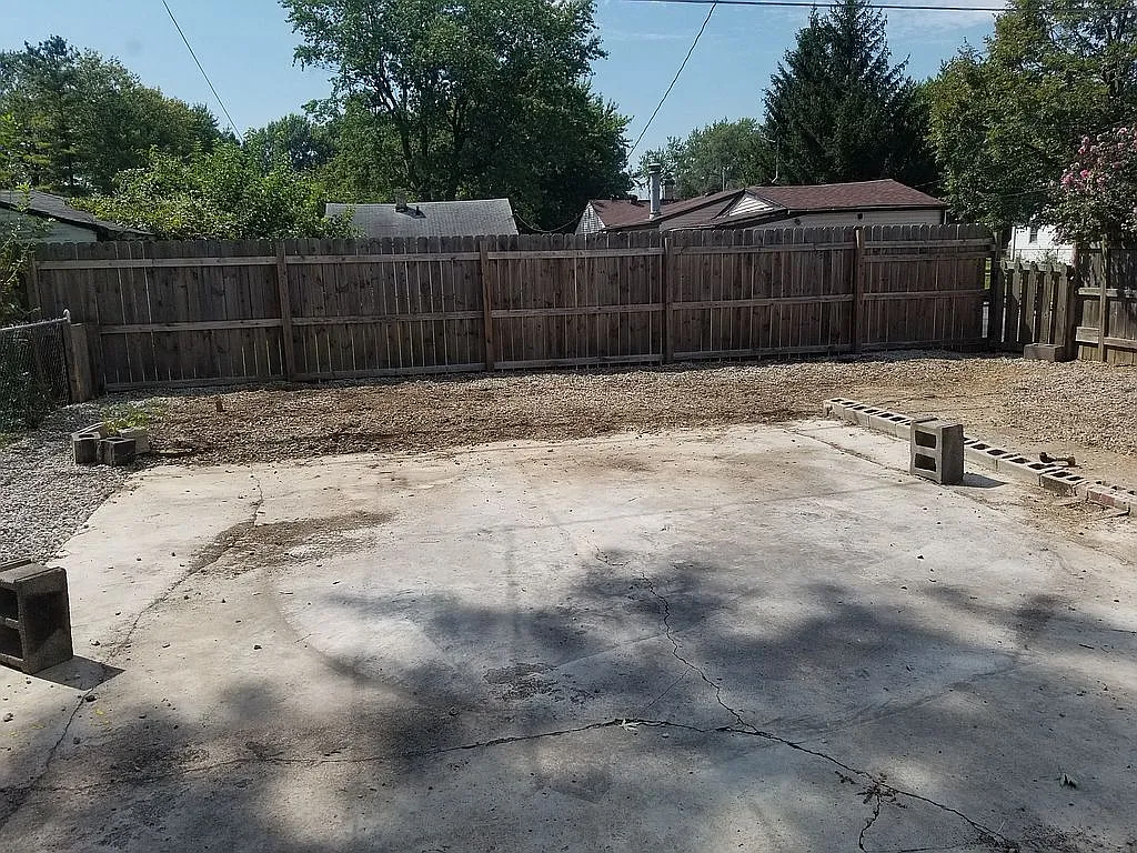 1130 S Dequincy St photo 1