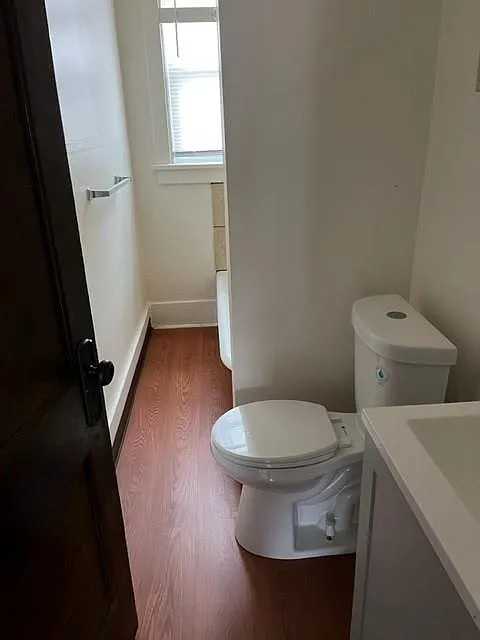 2 bed, 850 sqft, $1,050 — Photo 2