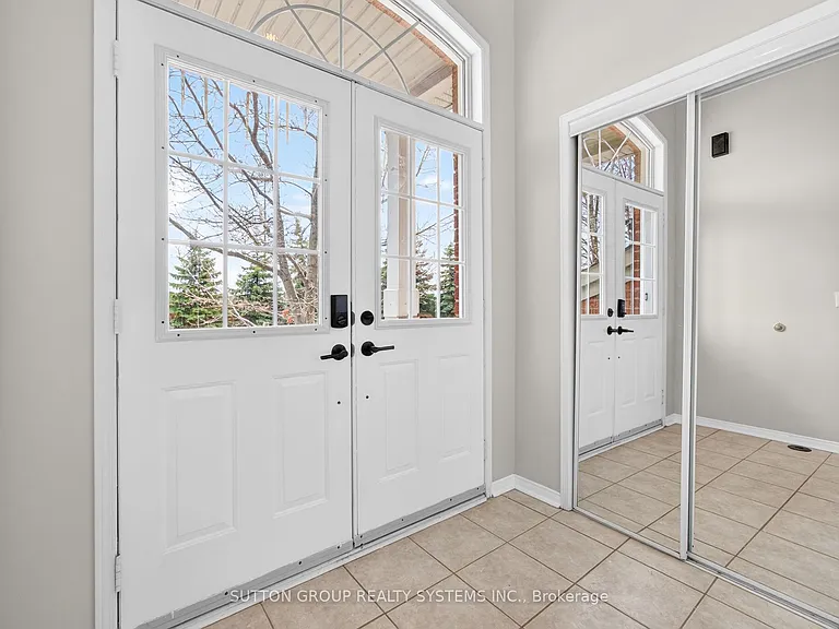 6556 Opera Glass Cres S — Photo 4