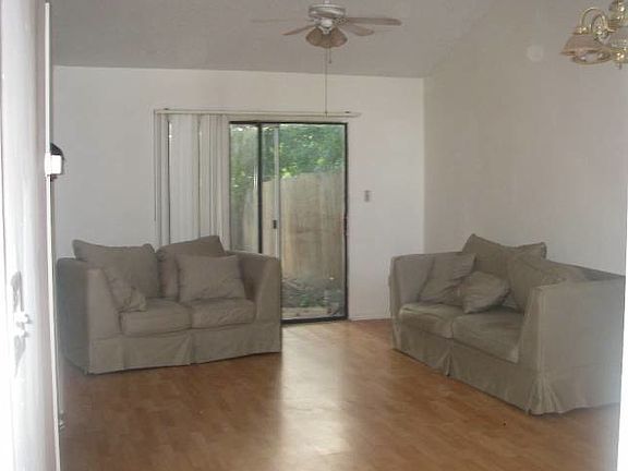 3rd image of 662 Golden Sunshine Cir