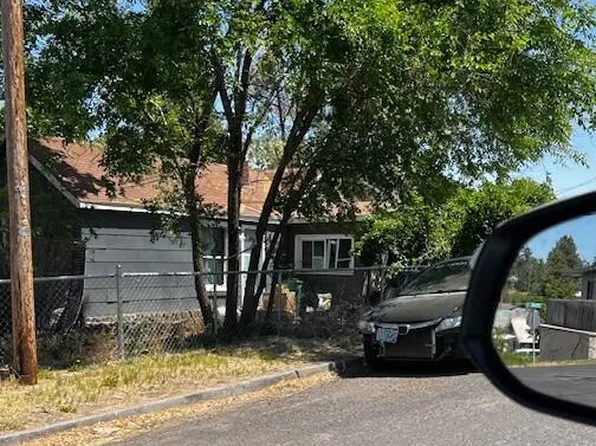 1127 N 8th St, Klamath Falls, OR 97601