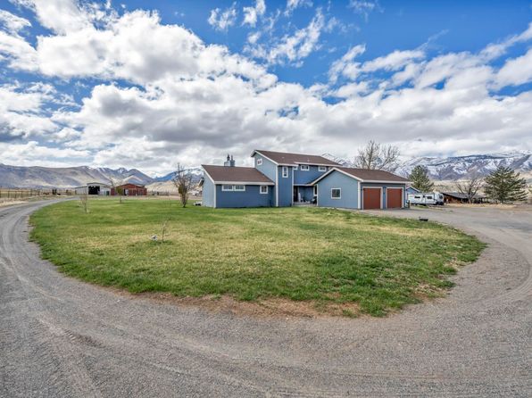 1292 Larson Ln, Walker, CA 96107