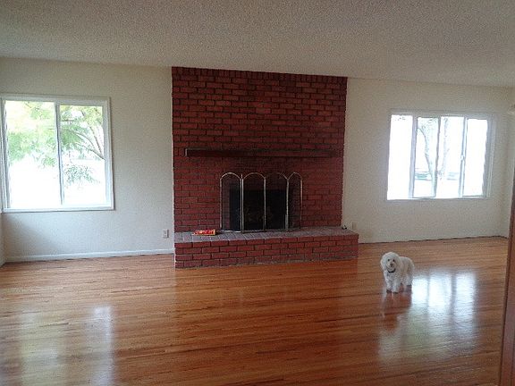 5th image of 5744 Hazelbrook Ave