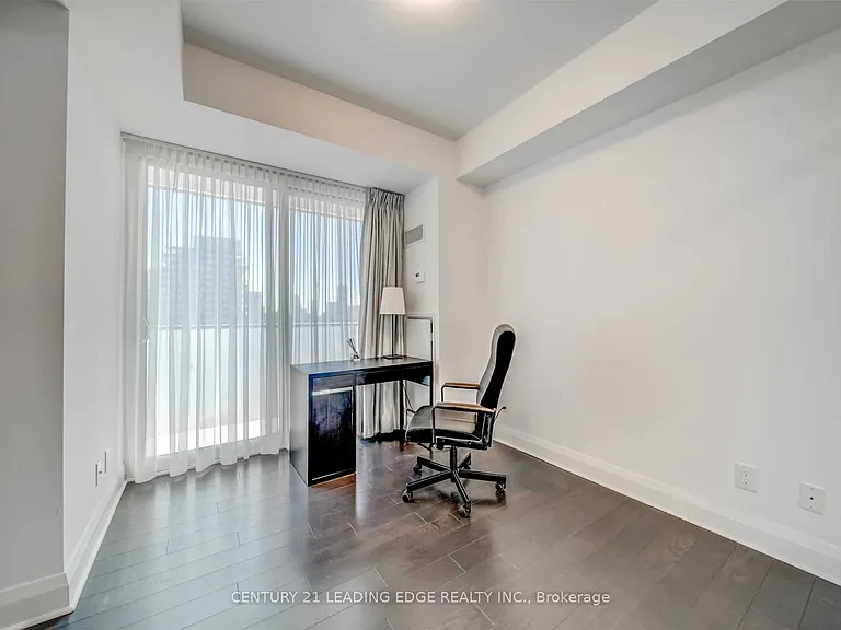1080 Bay St #2302 — Photo 16