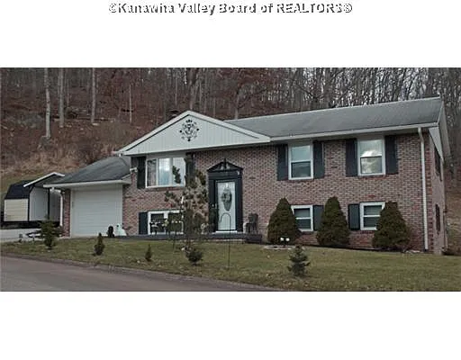 113 Fairview Dr photo 1