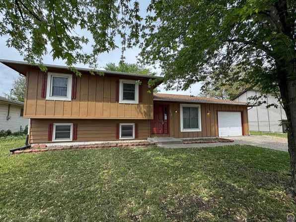 2918 Sutton Pl, Emporia, KS 66801