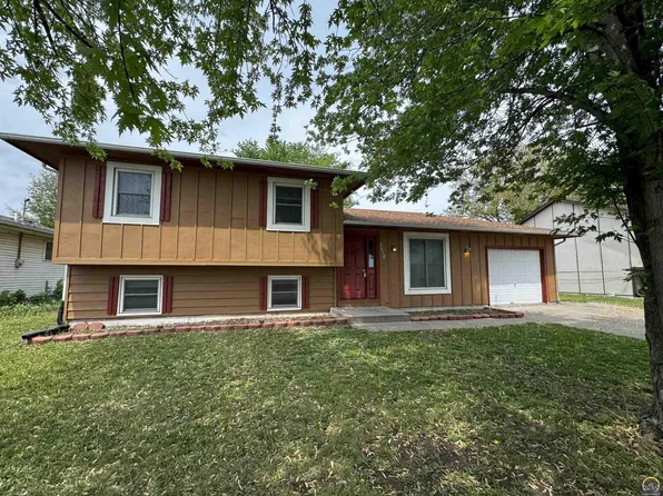 2918 Sutton Pl, Emporia, KS 66801
