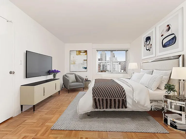 500 E 77th St #3521 — Photo 2