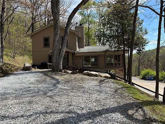 3rd image of 2666 County Line Rd