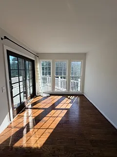 8 Crenshaw Ct — Photo 22