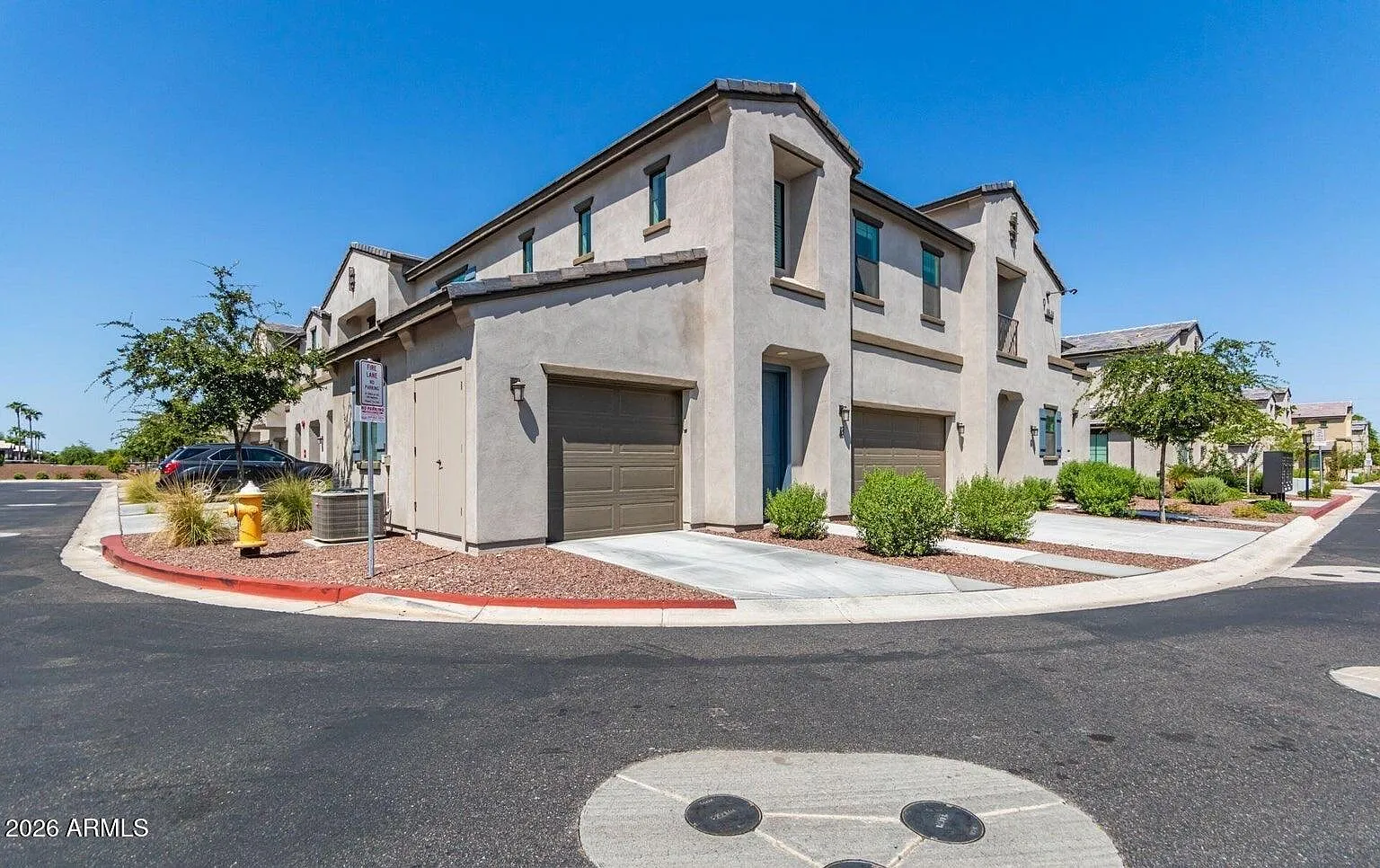 1 bed, 1.0 bath, 1061 sqft, $1,800 — Photo 1