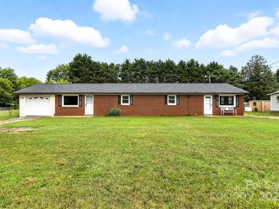 1351-1353 33rd St SE, Conover, NC, 28613