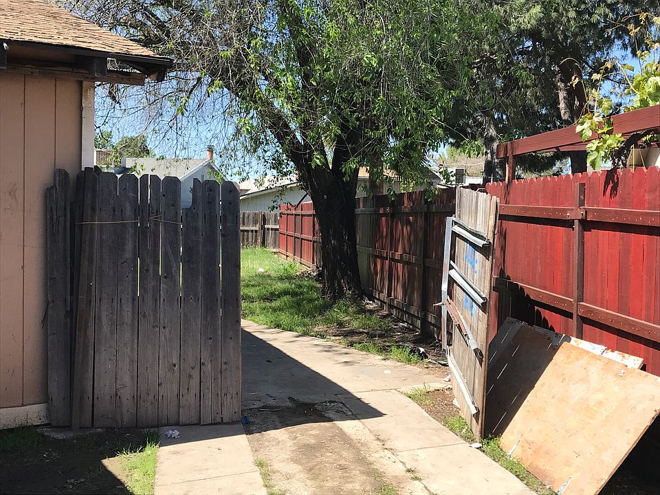 2nd image of 3908 Renick Way