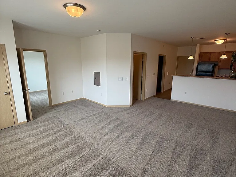 Swan Creek — Photo 40