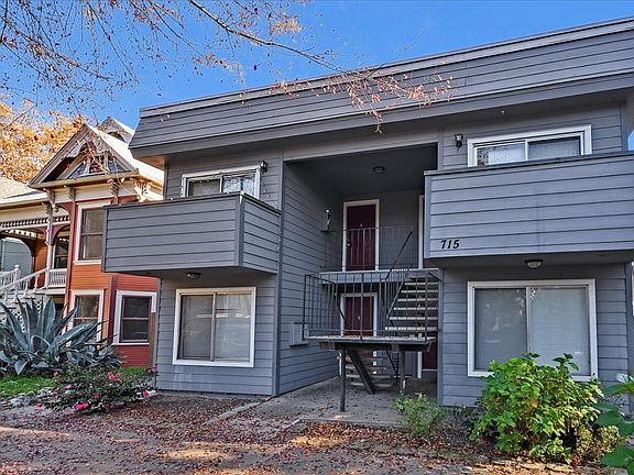 3rd image of 715 19th St