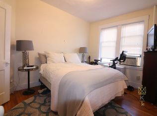 126 Babcock St APT 8A, Brookline, MA 02446
