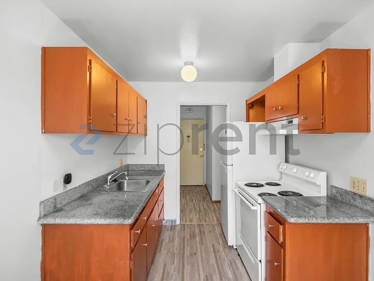 321 Athol Ave #1 — Photo 12