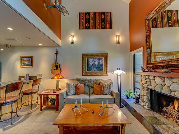 3rd image of 2269 Bonne Vie Condo Dr