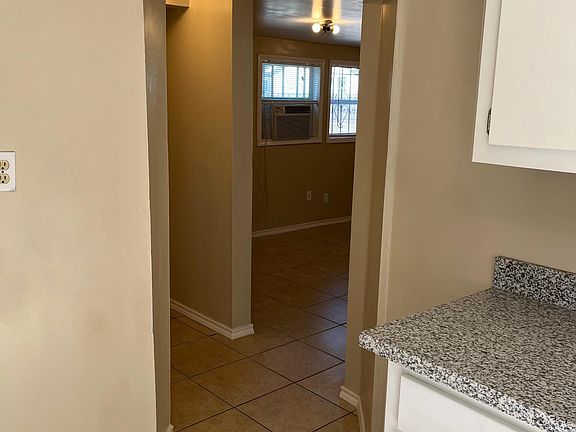 3rd image of 605 W Patton St #605