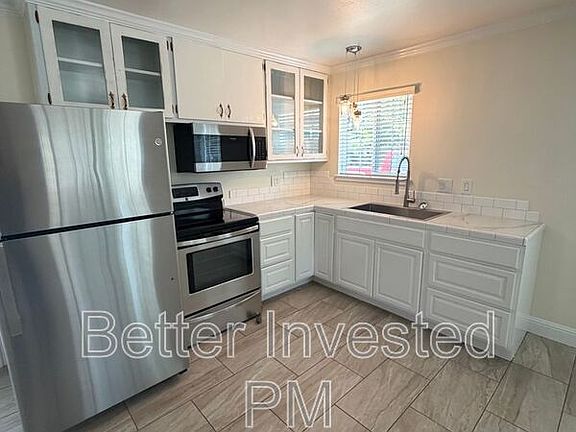 2nd image of 92 Hendley St